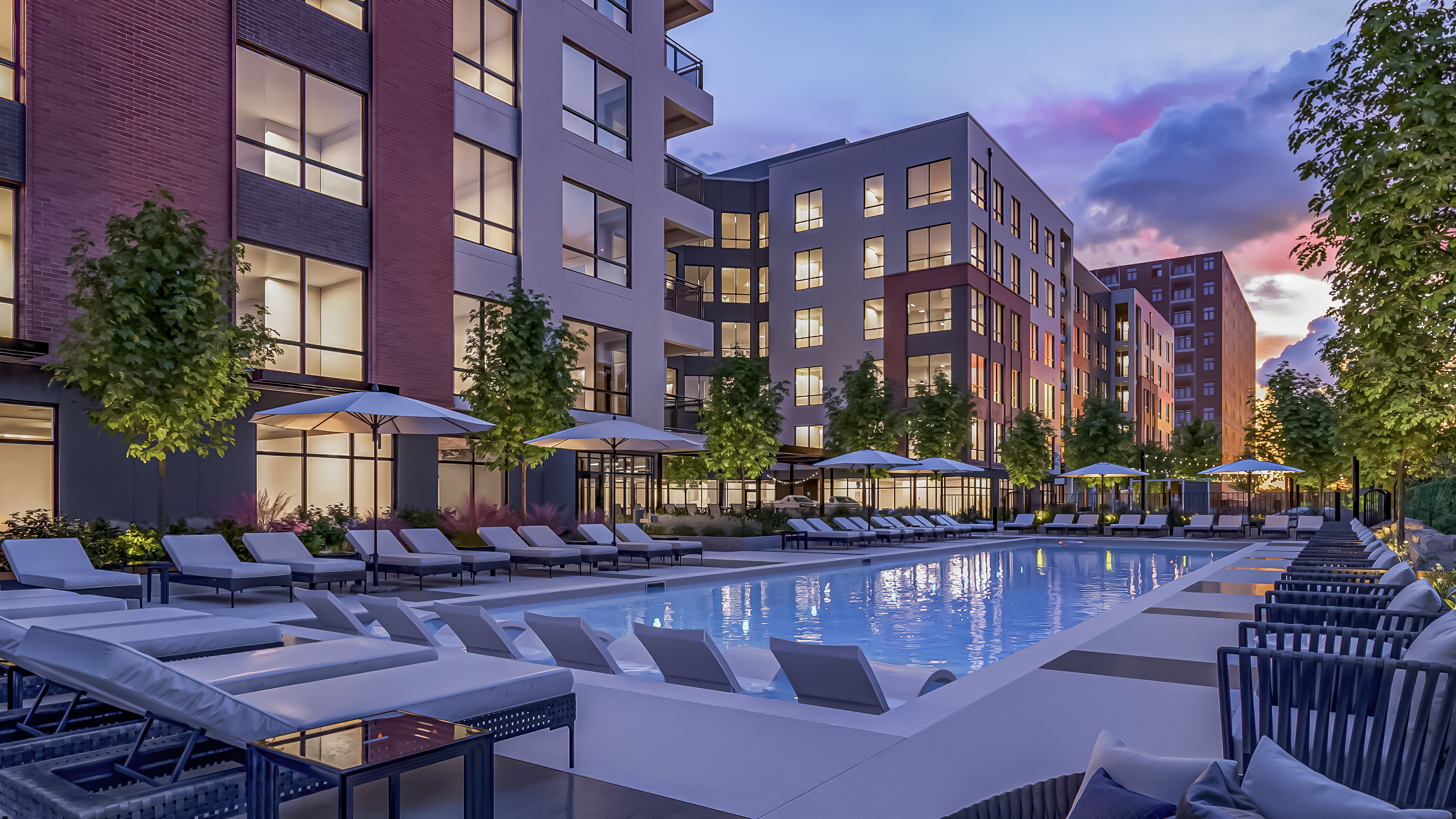 ➞ Resort-Style Saline Pool & Courtyard Retreat Image 3